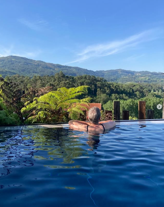 Canto do Sol — natural pool with valley and mountain views